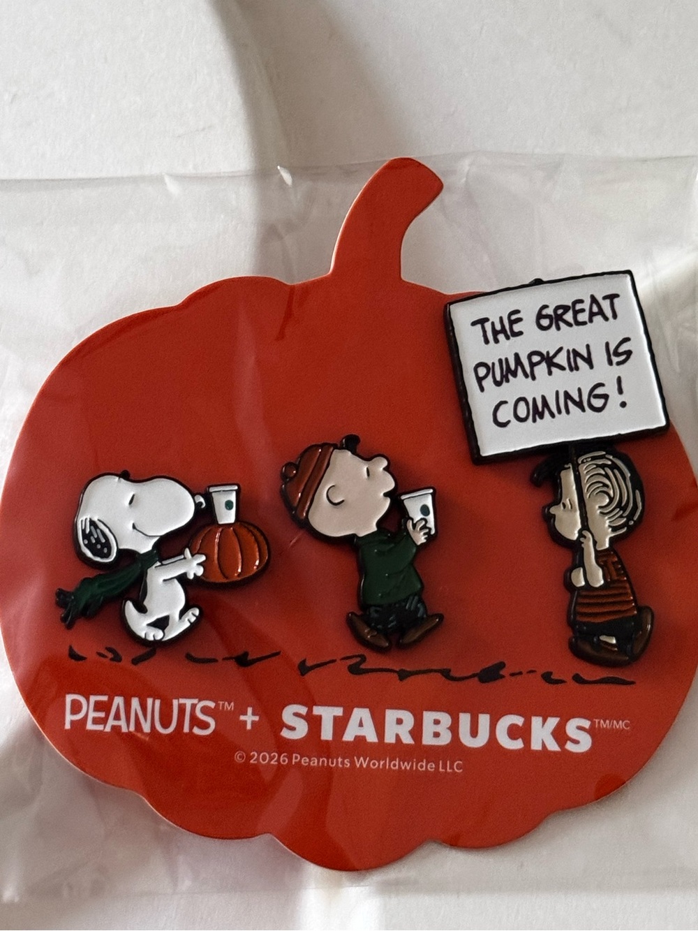 🎃🥜 NWT 2026 Starbucks x Peanuts The Great Pumpkin Snoopy Enamel Pin Set